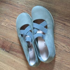 Gray Birkenstock Ballet flats 37